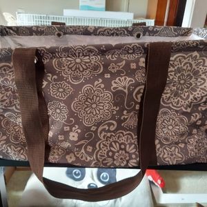 Brown and white twirl